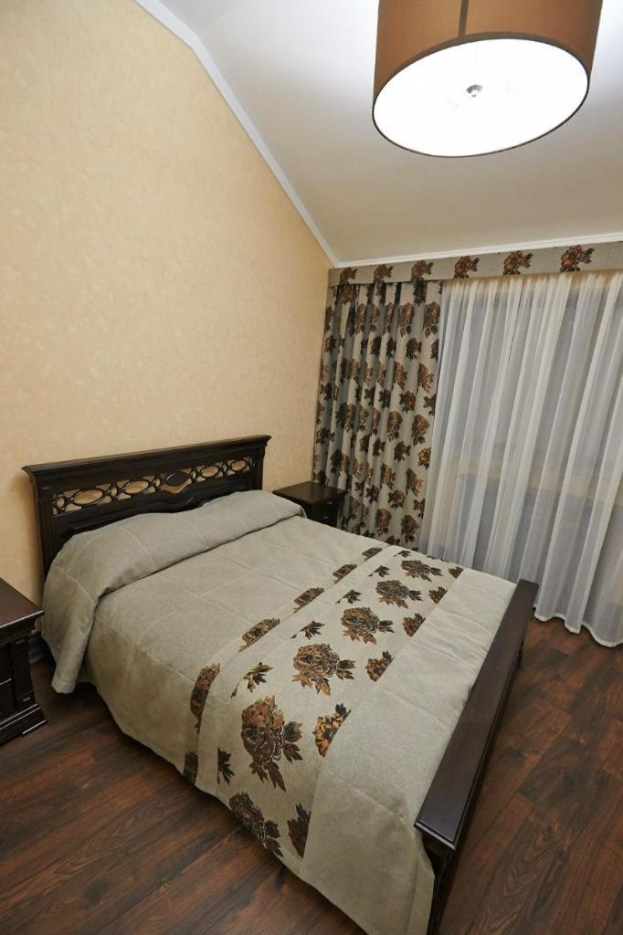 Bed and Breakfast Charivna Taistra Browary Zewnętrze zdjęcie